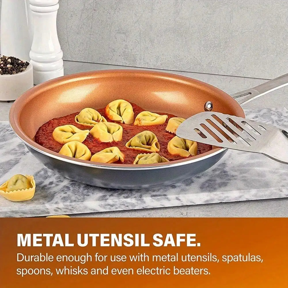 Ceramic and titanium non-stick frying pan, non-stick and easy to clean, durable enough to withstand metal cutlery, scrapers - Cooky Kitchenware