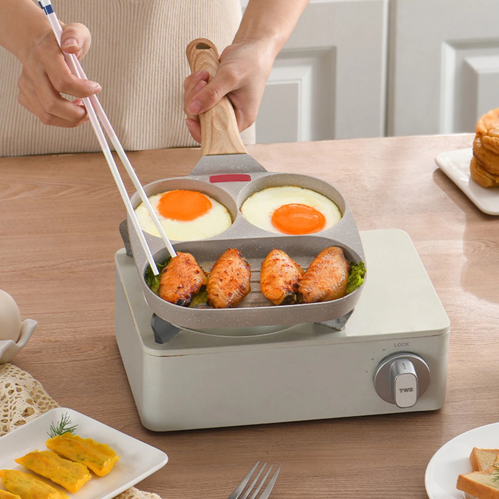 2-4 Holes Frying Pot Pan Thickened Omelet Pan Non-stick Egg Pancake Steak Pan Cooking Egg Ham Pans Breakfast Maker Cookware Pan - Cooky Kitchenware