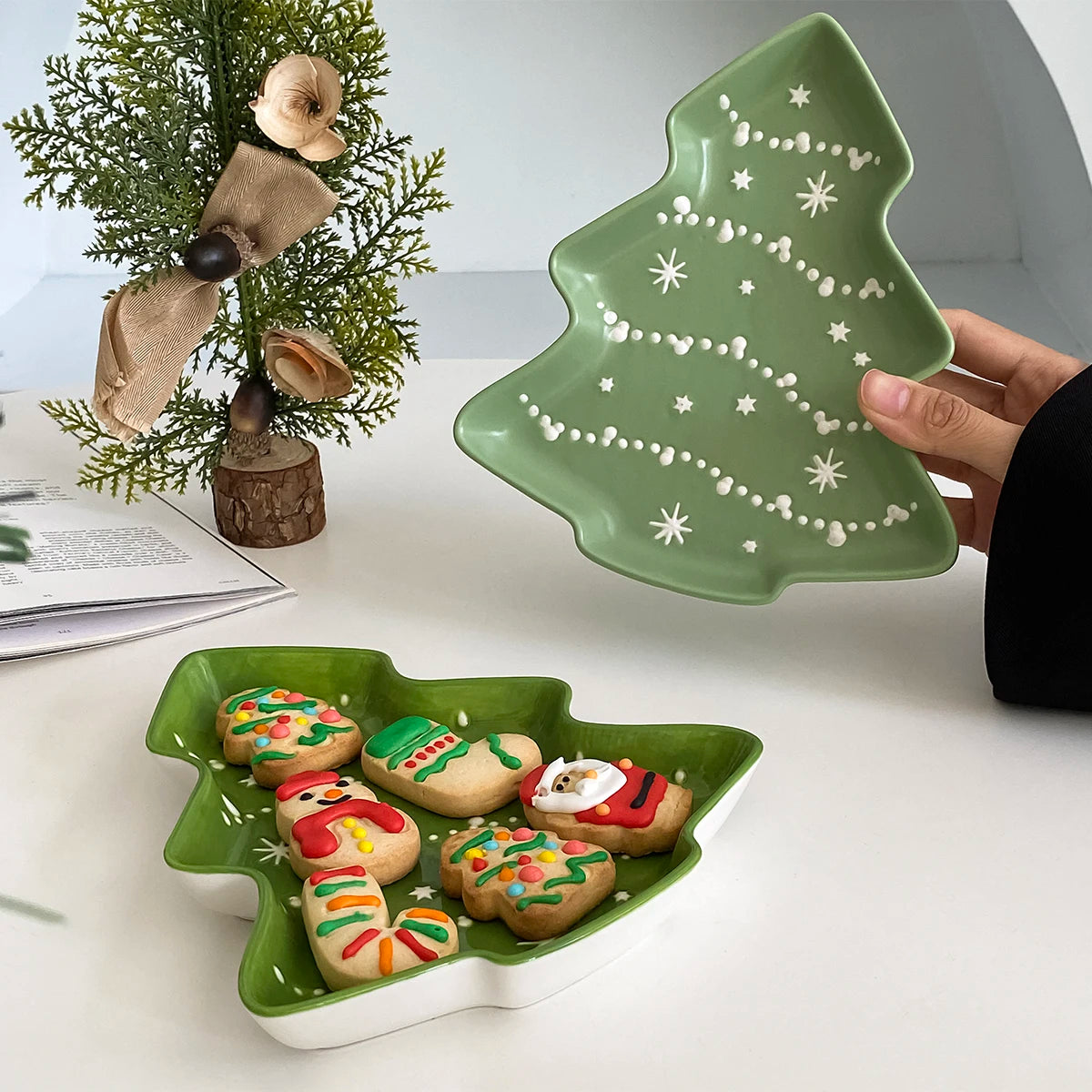 1/2Pcs Ceramic Christmas Tree Tray, Original Design Christmas Tree-Shaped Tray Dessert Plate