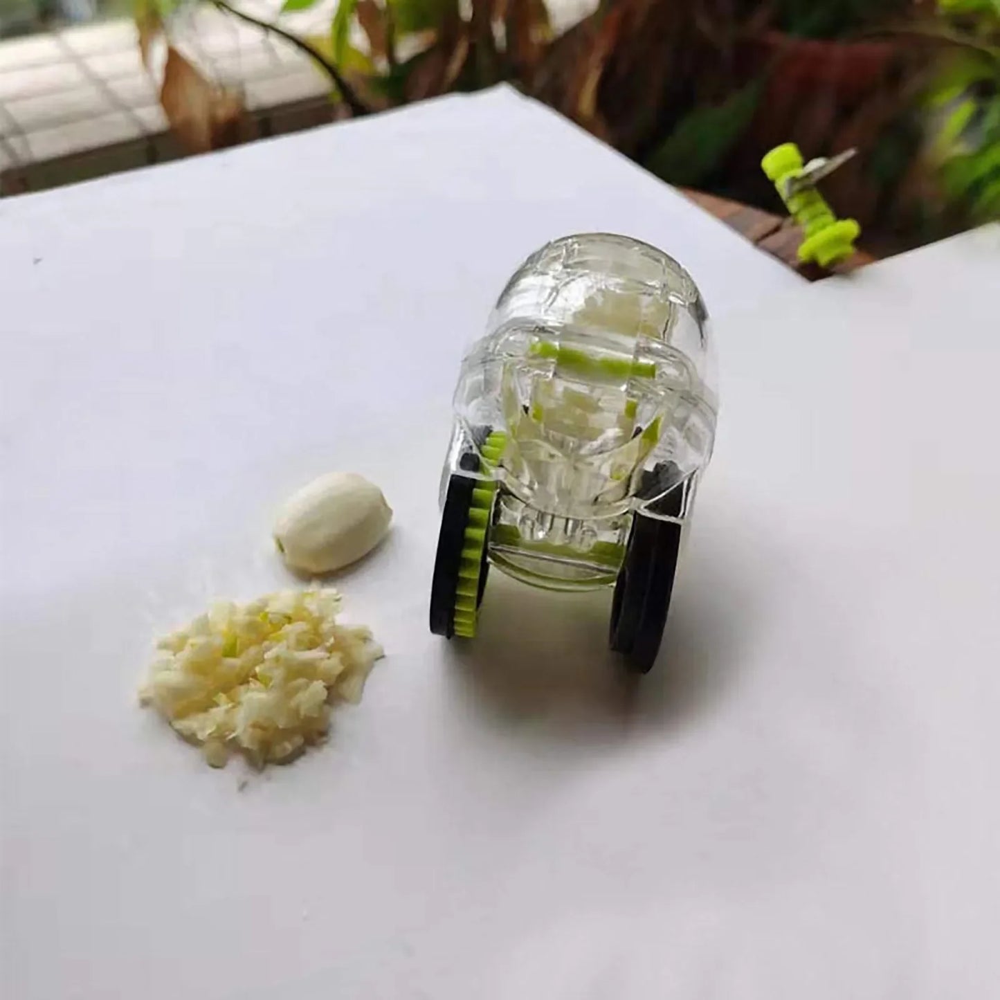 Kitchen Gadget Tool Garlic Chopper Wheel Garlic Mincer Roller Kitchen Aid Garlic Hand Crusher Kitchen Items Outils Cuisine Salad - Cooky Kitchenware