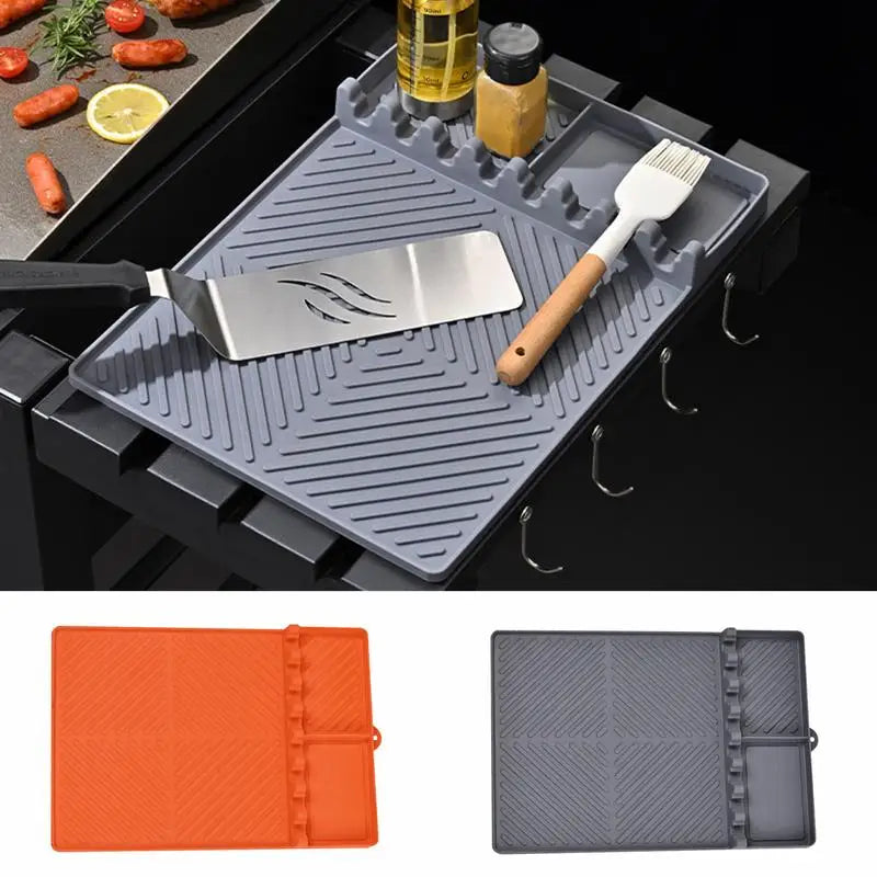 Silicone Grill Pad Grill BBQ Utensils Holder Silicone Pad Utensil Rest Dishwasher Safe Kitchen Gadget For Outdoor BBQ Counter - Cooky Kitchenware